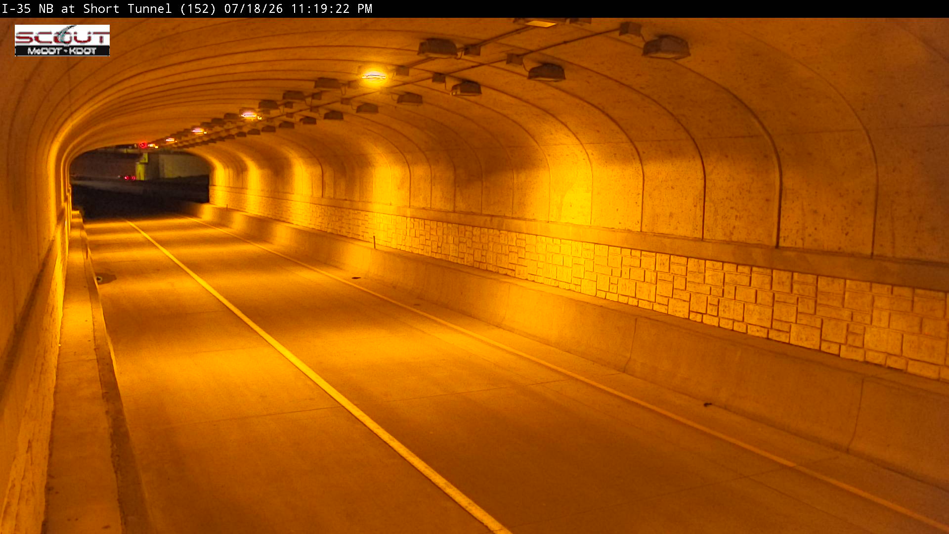 I-35 N @ US-69 Short Tunnel