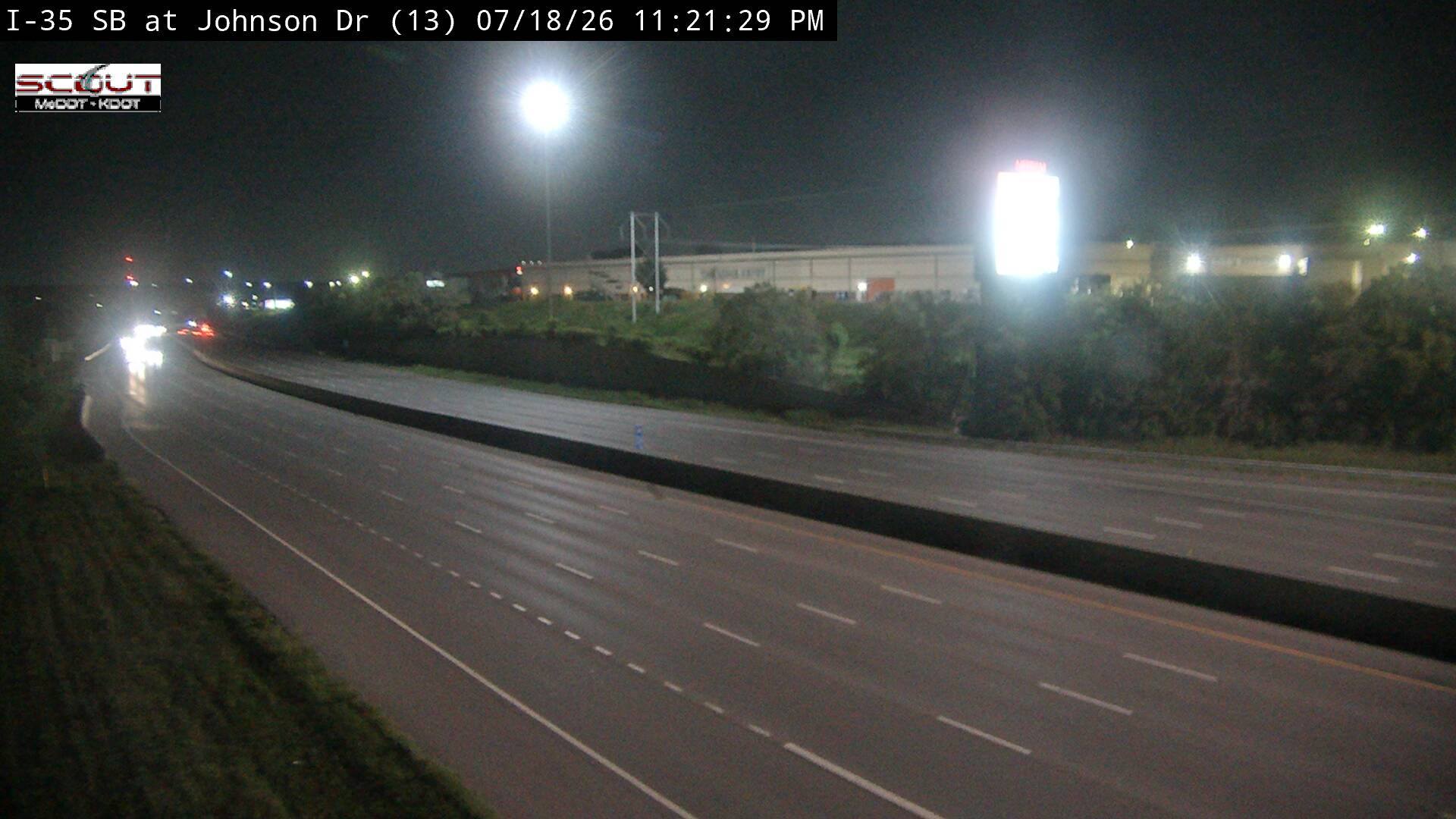 I-35 S @ JOHNSON DR