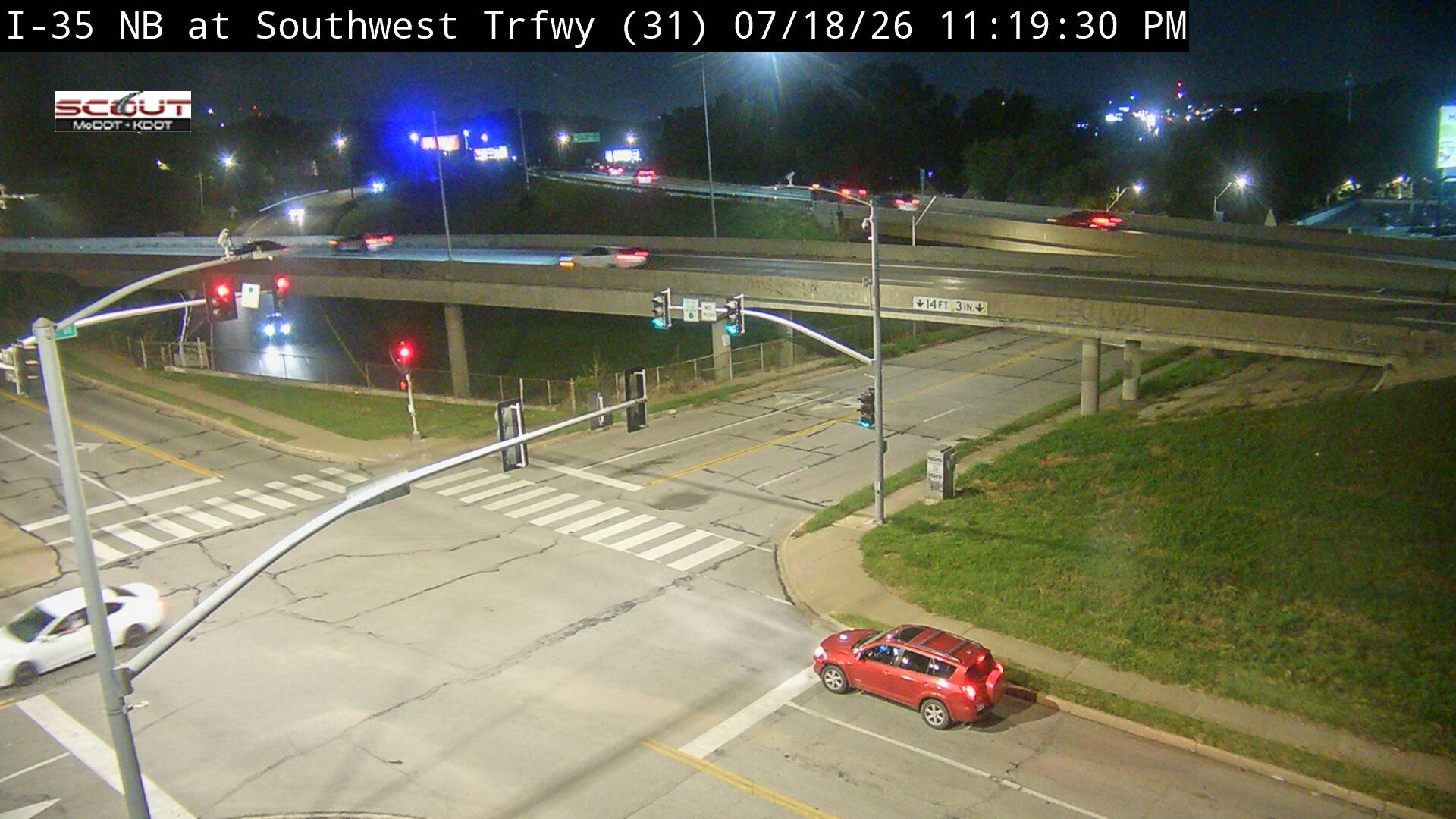I-35 N @ SW TRAFFICWAY