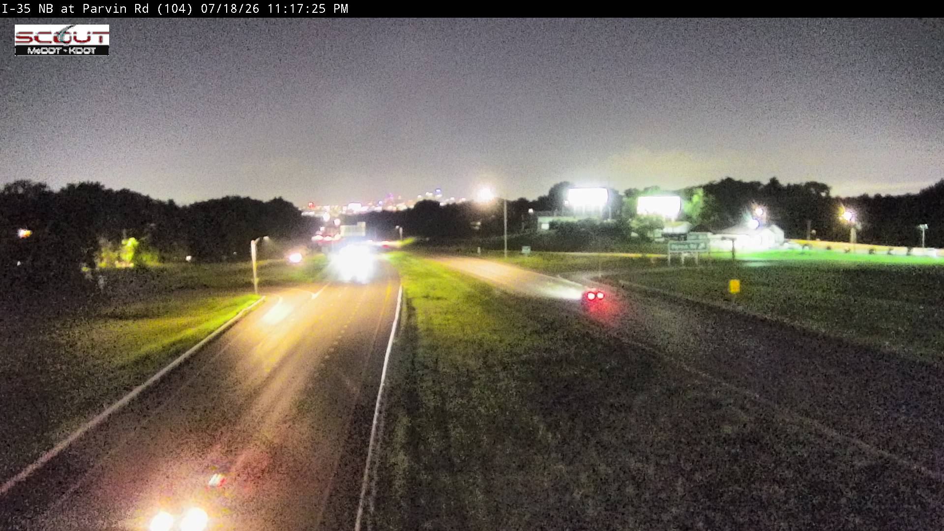 I-35 N @ AT PARVIN ROAD