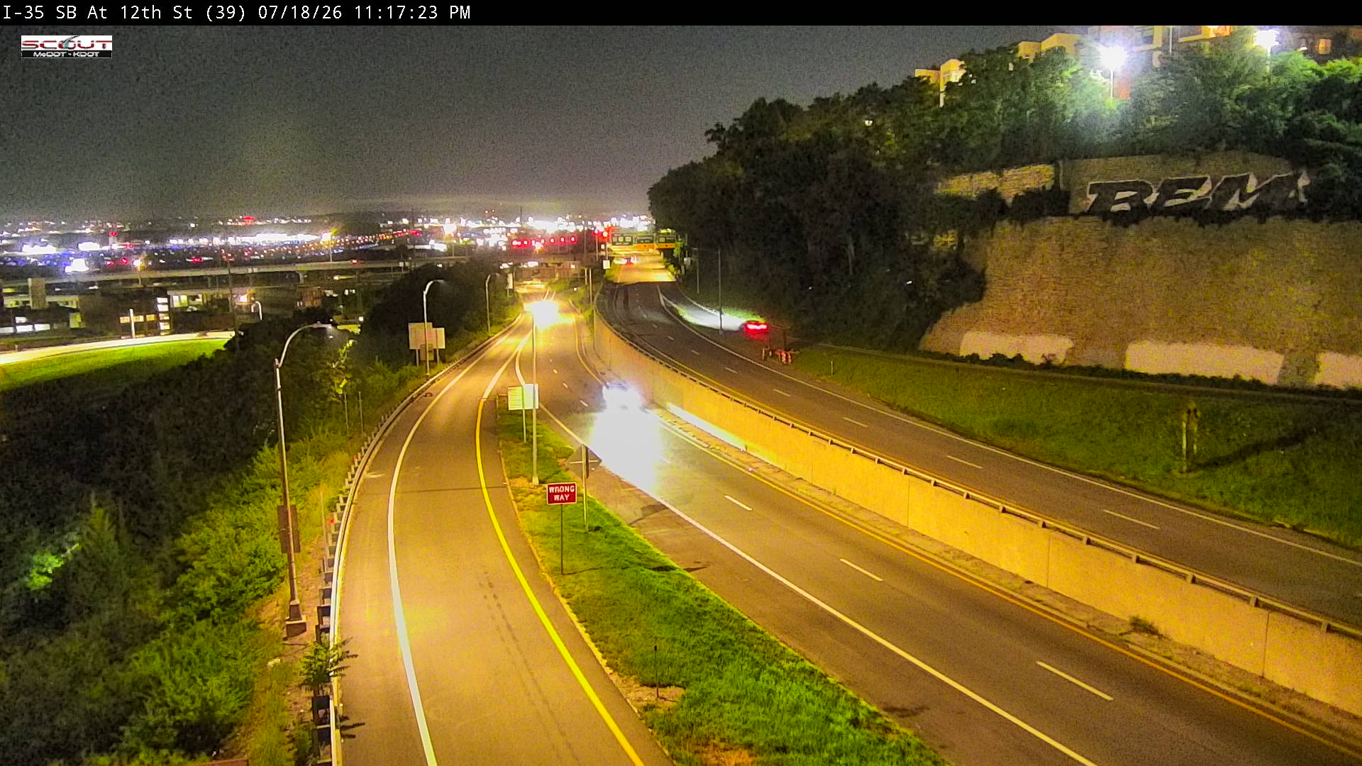 I-35 S @ 12TH ST