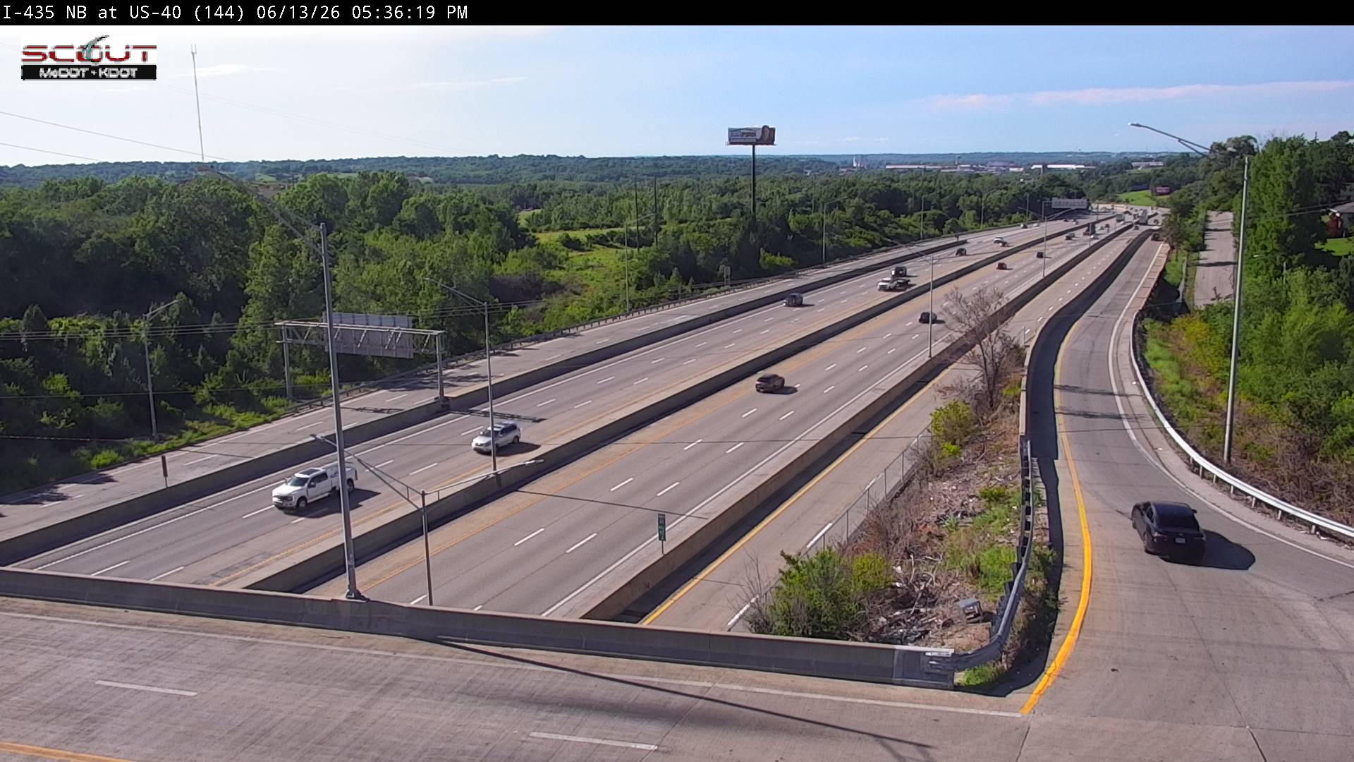 Live snapshot from I-435 N @ AT 40 HWY
