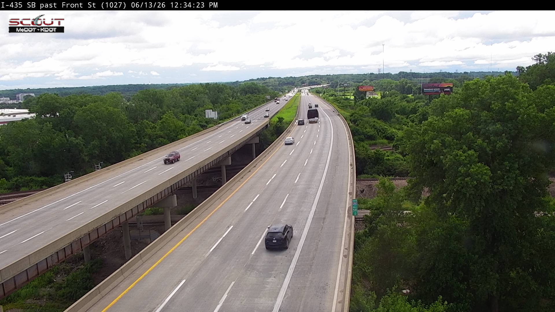 Live snapshot from I-435 S @ South of Front St